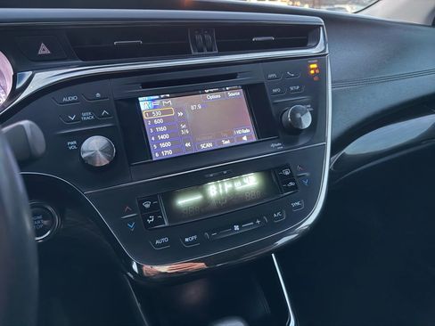 Used 2014 Toyota Avalon XLE Touring image 16