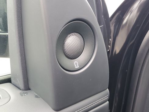 New 2026 Lincoln Navigator L Reserve AWD/4WD image 9