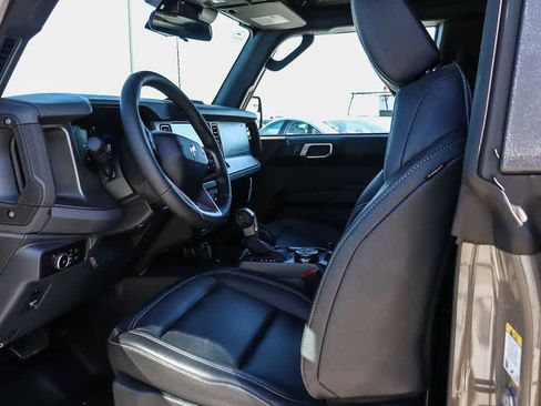 New 2026 Ford Bronco Badlands AWD/4WD image 19