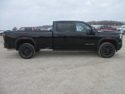 New 2026 GMC Sierra 3500 AT4 w/ AT4 Premium Plus Package
