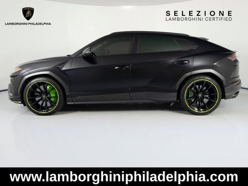 Used 2022 Lamborghini Urus AWD/4WD image 8