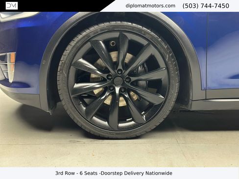 Used 2016 Tesla Model X 75D image 40