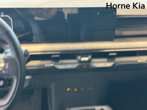 New 2026 Kia EV9 Light RWD image 17