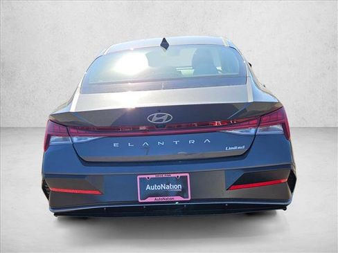 New 2026 Hyundai Elantra Limited image 15