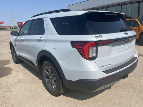 New 2026 Ford Explorer Active w/ Active Comfort Package AWD/4WD image 6