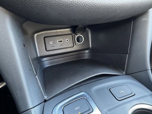 Certified 2024 Chevrolet Equinox LT image 14