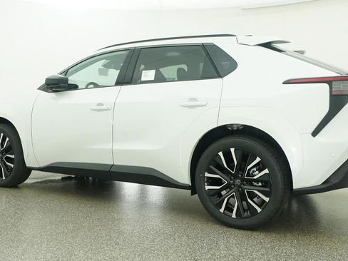 New 2026 Toyota bZ FWD image 20