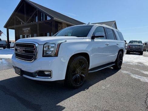 Used 2017 GMC Yukon SLT w/ Enhanced Security Package image 2