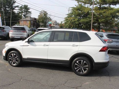 Used 2022 Volkswagen Tiguan S image 10