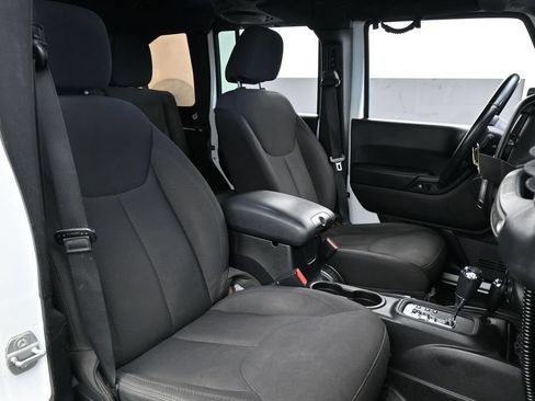 Used 2014 Jeep Wrangler Unlimited Sport w/ Power Convenience Group AWD/4WD image 43