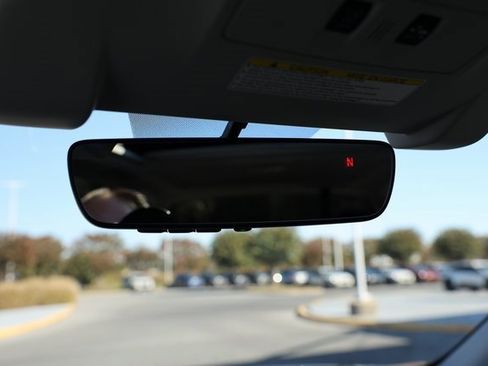 Used 2017 Subaru Forester 2.5i Touring image 43