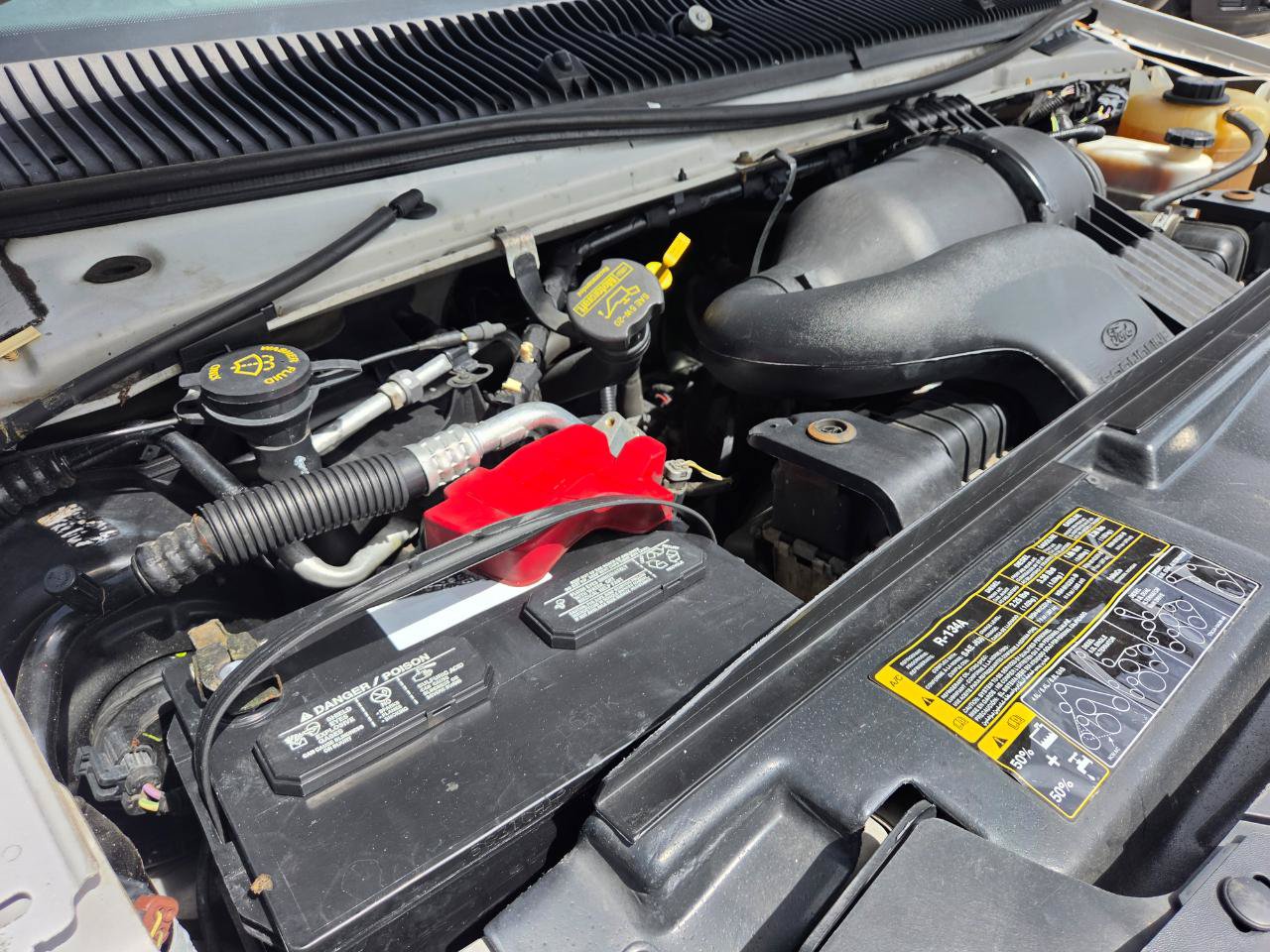 Used 2014 Ford E-150 and Econoline 150 RWD image 23