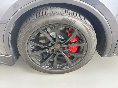 Used 2026 Tesla Model Y 2WD image 25