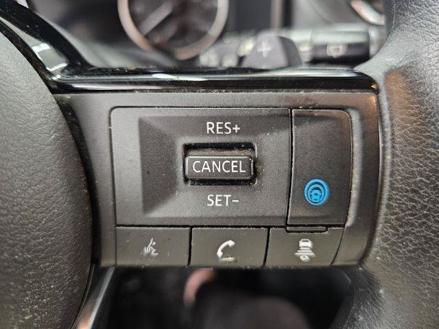 Used 2021 Nissan Rogue SV AWD/4WD image 13