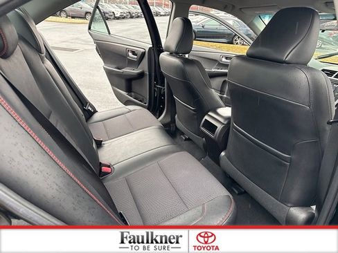 Certified 2016 Toyota Camry image 14