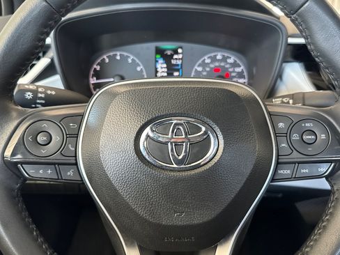 Certified 2025 Toyota Corolla SE FWD image 21