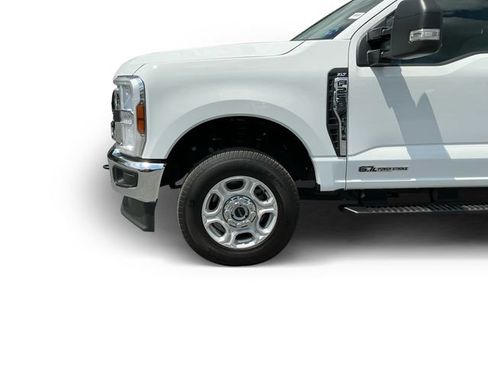 Certified 2026 Ford F250 XLT AWD/4WD image 9