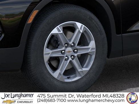 New 2026 Chevrolet Blazer LT w/ Convenience Package FWD image 32