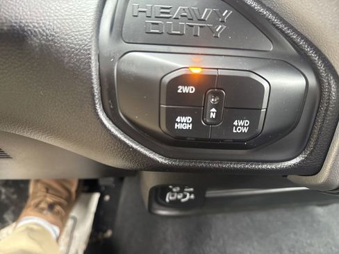 Used 2025 RAM 2500 Big Horn image 30