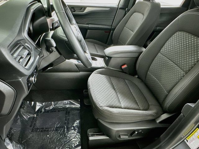 Used 2023 Ford Escape Active FWD image 9