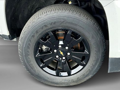 Used 2022 Chevrolet Colorado LT w/ Fleet Safety Package image 9