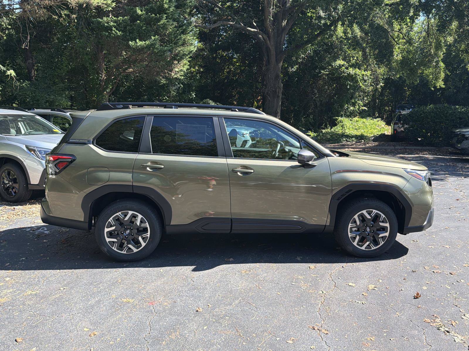 New 2026 Subaru Forester Premium AWD/4WD image 8