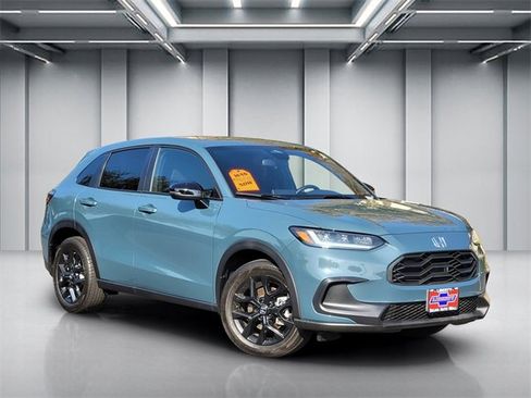 Used 2025 Honda HR-V Sport image 1