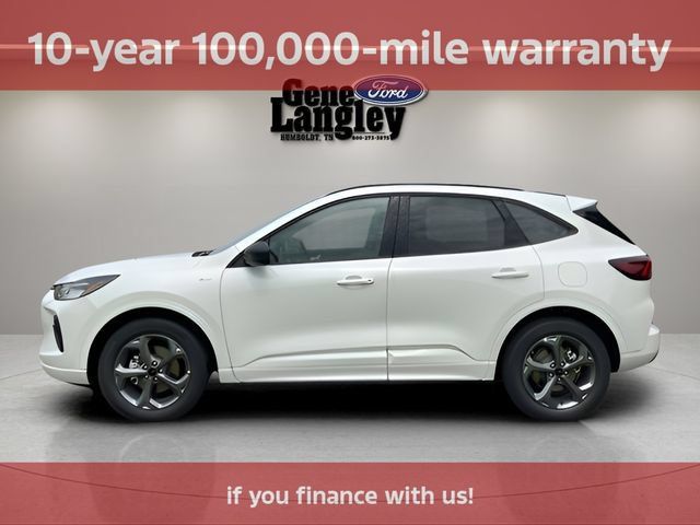 Used 2024 Ford Escape ST-Line w/ Tech Pack #1 FWD image 3