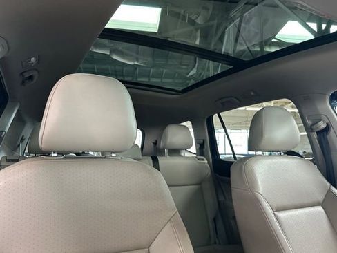 Used 2018 Volkswagen Atlas SEL AWD/4WD image 21