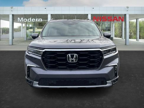 Used 2023 Honda Pilot Elite image 8