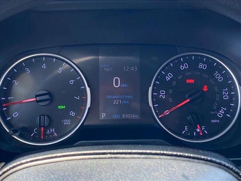 Used 2020 Toyota RAV4 XLE w/ All Weather Liner Package FWD image 15