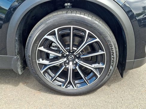 Certified 2025 MAZDA CX-70 Plug-In Hybrid w/ Premium Plus AWD/4WD image 9