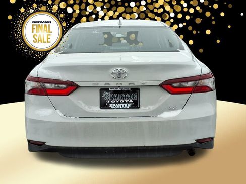 Used 2024 Toyota Camry LE image 6