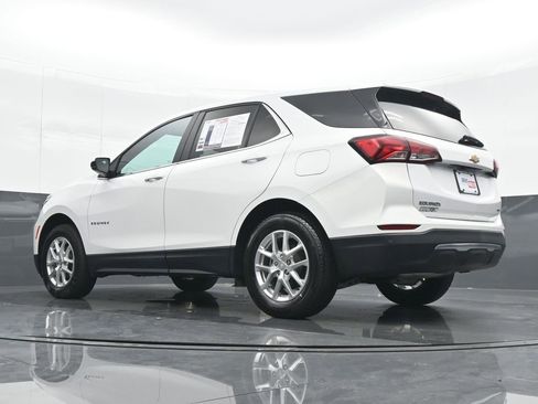 Used 2022 Chevrolet Equinox LT image 19