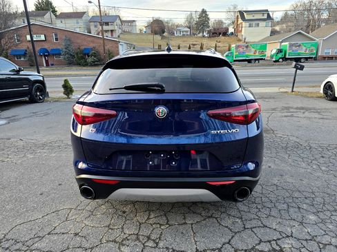 Used 2018 Alfa Romeo Stelvio Sport w/ Quick Order Package 22J Sport image 6