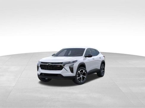 New 2026 Chevrolet Trax RS FWD image 8