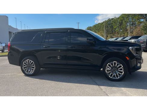 Certified 2023 GMC Yukon XL Denali Ultimate w/ LPO, Floor Liner Package image 2