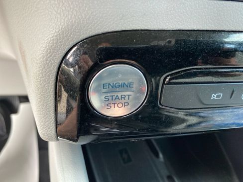 Used 2023 Ford Escape Active w/ Tech Pack #2 AWD/4WD image 38