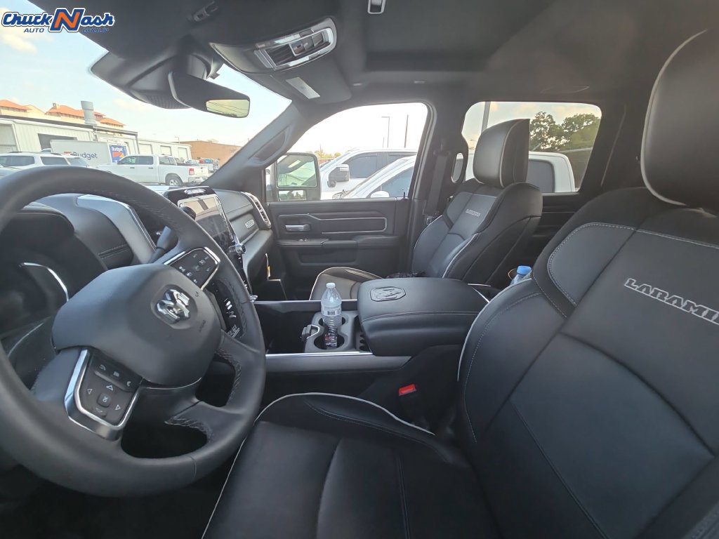 Used 2025 RAM 2500 Laramie w/ Night Edition AWD/4WD image 5