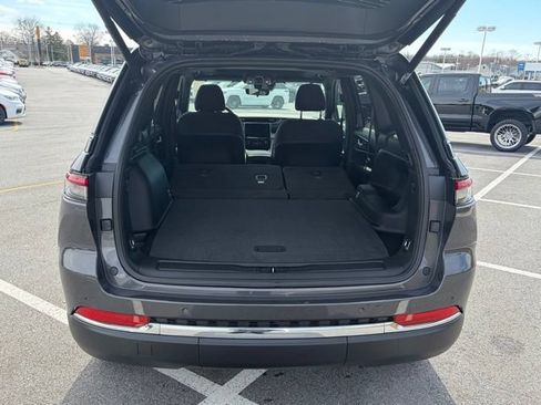 New 2026 Jeep Grand Cherokee Laredo X AWD/4WD image 7
