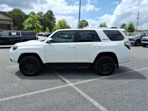 Used 2018 Toyota 4Runner TRD Pro AWD/4WD image 8