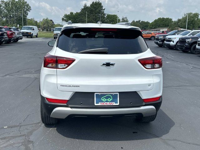 Certified 2021 Chevrolet TrailBlazer LT w/ Convenience Package FWD image 6