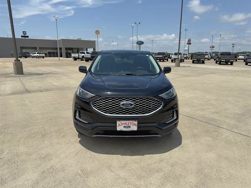 Used 2023 Ford Edge SEL w/ Convenience Package AWD/4WD image 3