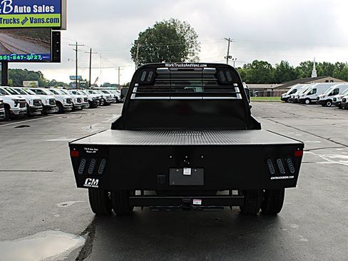 Used 2026 Chevrolet Silverado 3500 W/T w/ WT Convenience Package AWD/4WD image 9