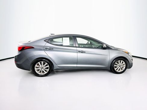 Used 2016 Hyundai Elantra SE w/ Option Group 02 image 10