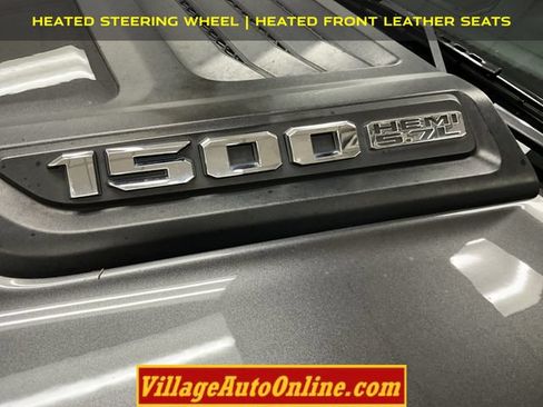 Used 2020 RAM 1500 Laramie w/ Sport Appearance Package AWD/4WD image 10