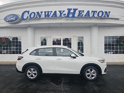 Used 2025 Honda HR-V LX