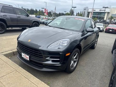Used 2020 Porsche Macan AWD/4WD image 3