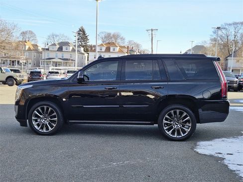 Used 2020 Cadillac Escalade Premium Luxury w/ Escalade Sport Edition image 2