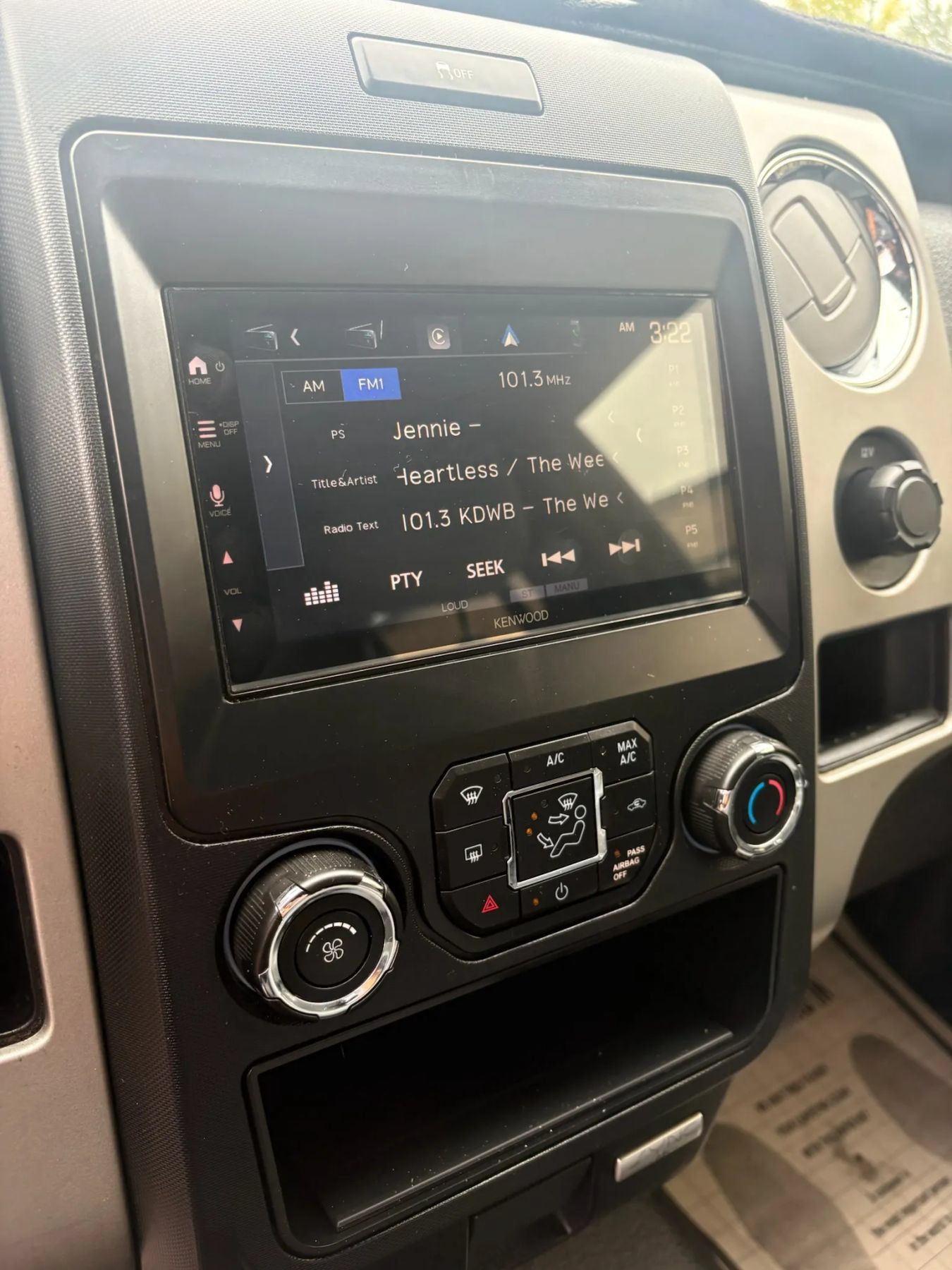 Used 2014 Ford F150 XLT w/ Equipment Group 301A Mid AWD/4WD image 23